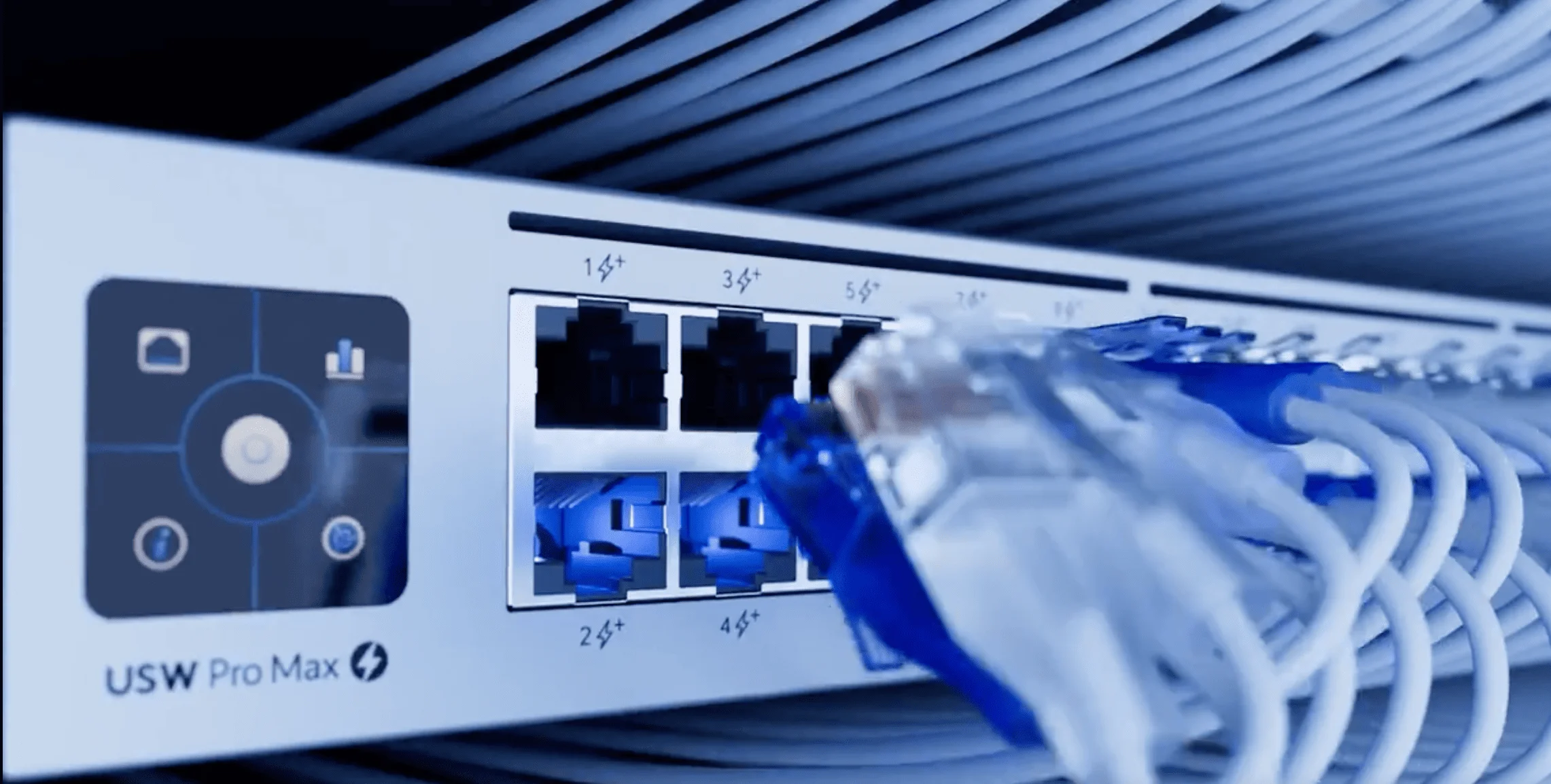 UniFi Dream Machine Pro MAX Switch